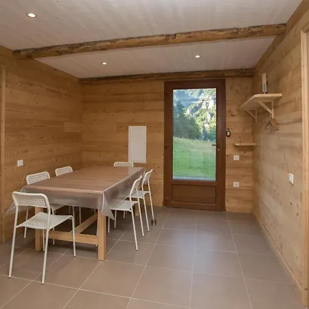 Gites A La Ferme Dela Le Var Guillaumes Exterior photo